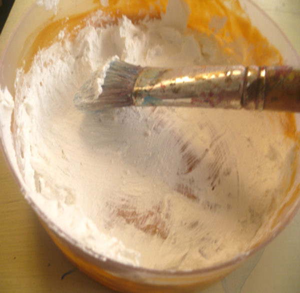 mixing pigment and encaustic medium